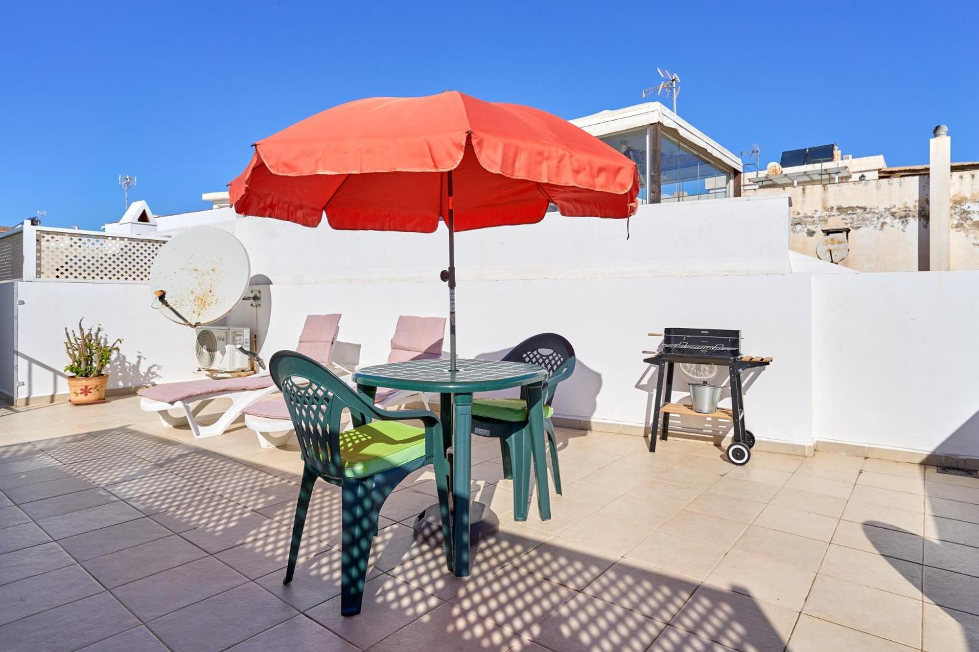 Apartamento Fernandita เนร์คา ภายนอก รูปภาพ